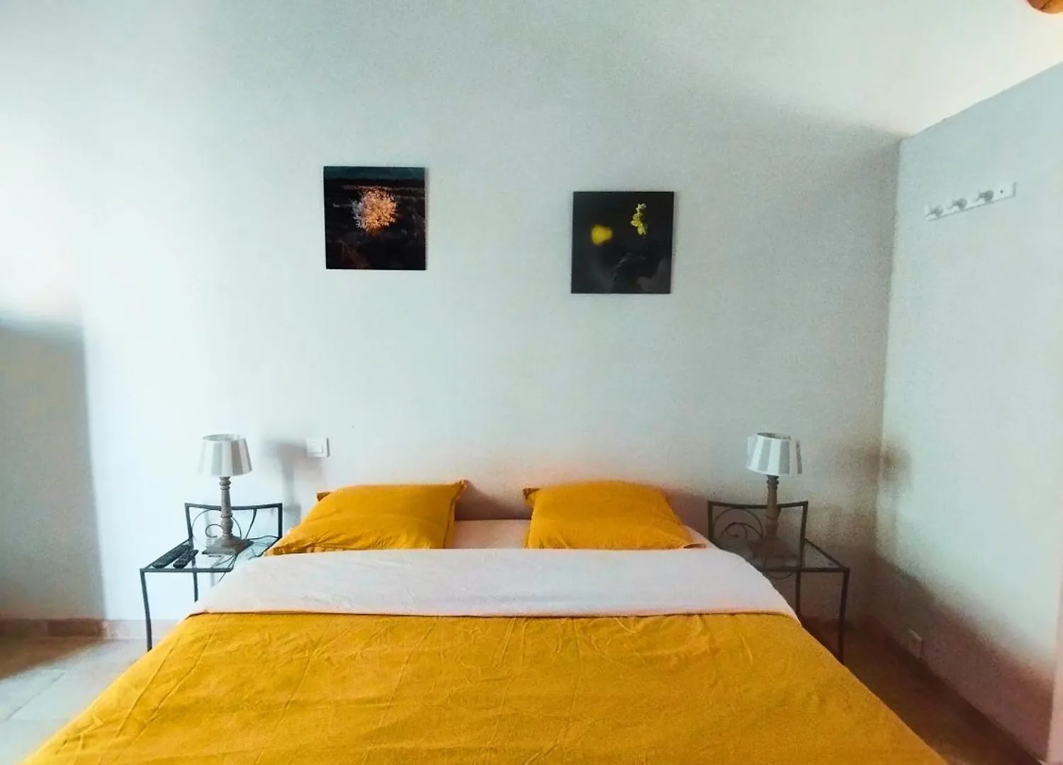 Studio En Plein Coeur Du Village Beaumes-de-Venise 0*,  France